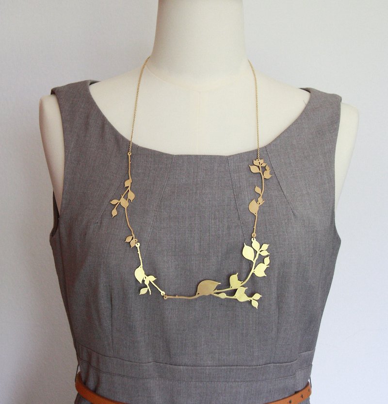 Golden Branches and leafs Necklace - 項鍊 - 其他金屬 金色