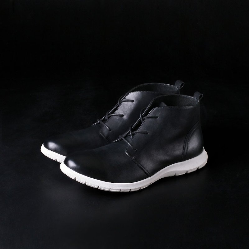 Vanger 優雅美型‧運動潮流休閒沙漠靴 Va184黑 - 男款靴/短靴 - 真皮 黑色