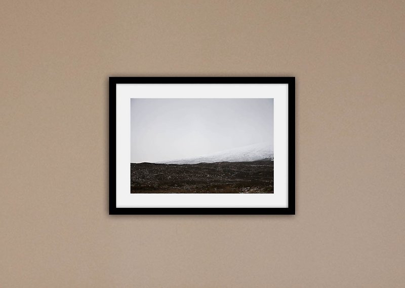 "Photographic" layers, Highland (excluding box / can purchase fare box) - Posters - Paper White