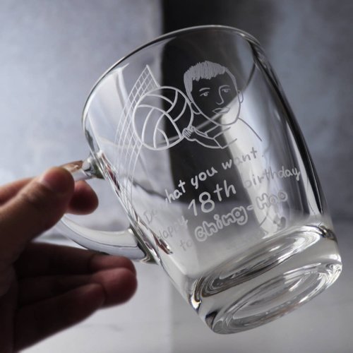 MSA玻璃雕刻 320cc【可刻字的馬克杯】(簡易Q版)排球魂 體育系排球手 客製化似