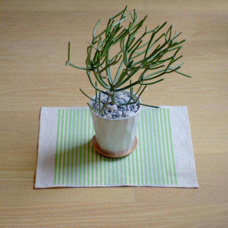 JainJain handprint placemat / table mat / table towel (green strip) - ผ้ารองโต๊ะ/ของตกแต่ง - ผ้าฝ้าย/ผ้าลินิน สีน้ำเงิน