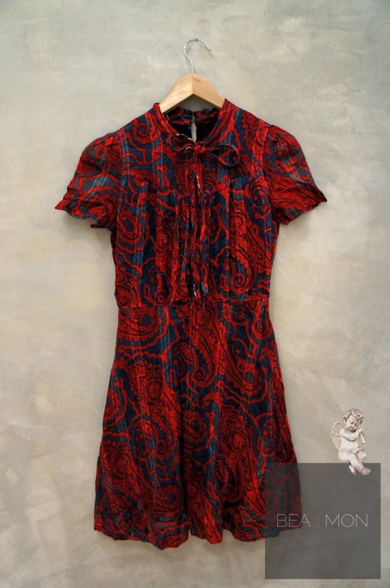 紅雕花紋 短洋裝 PdB 古著 - 連身裙 - 其他材質 多色
