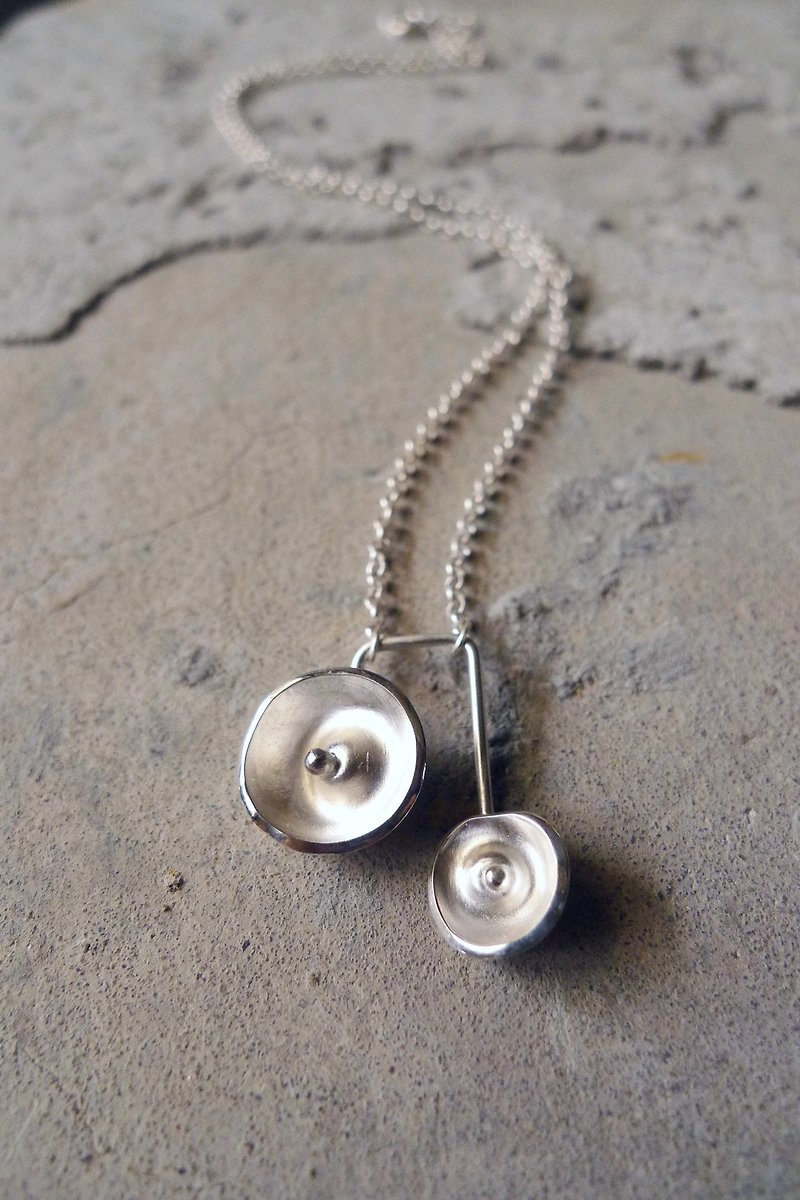Native series sterling silver necklace - สร้อยคอ - โลหะ ขาว