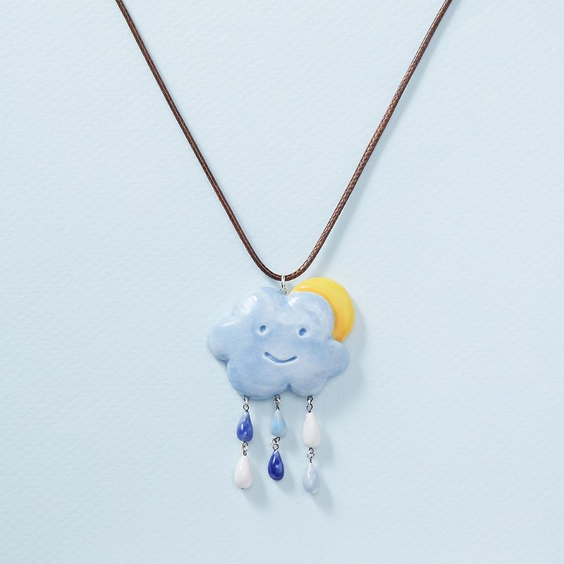 Clouds on the Sun-Handmade White Porcelain Necklace - สร้อยติดคอ - เครื่องลายคราม สีน้ำเงิน