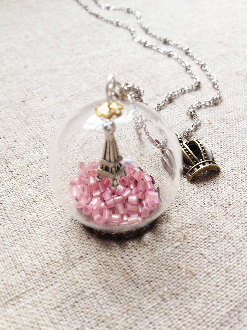 [Imykaka] ♥ Eiffel Tower necklace crystal ball - Necklaces - Glass Pink