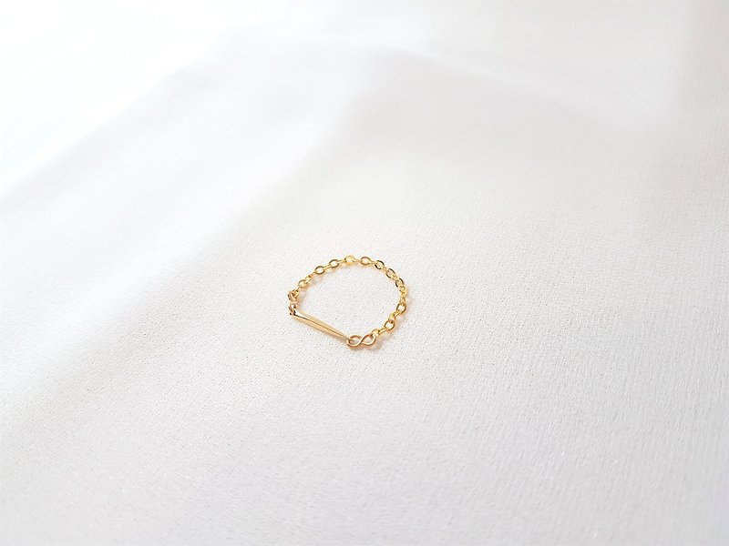 Simple line one-word chain ring - General Rings - Other Metals Gold