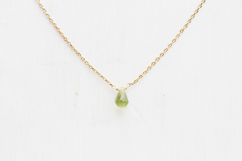 August birthstone - Stone Peridot b pe riドッSuites clavicle necklace - Necklaces - Gemstone Green