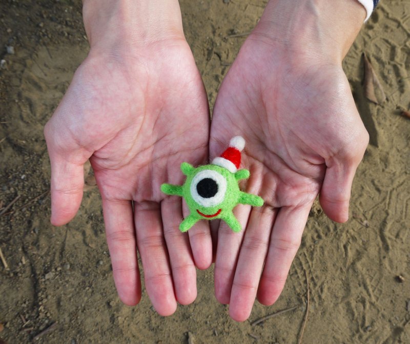 Minibobi hand-made wool felt - Christmas hats Little Monster dust plug / Straps / Key Chains / Pins - Christmas / exchange gifts - Keychains - Wool Green