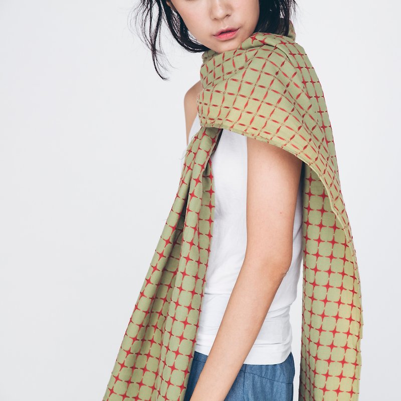Cotton stitch scarf - grass green - ผ้าพันคอ - ผ้าฝ้าย/ผ้าลินิน สีเขียว