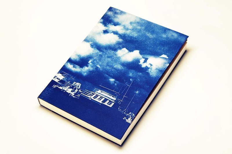 Handmade Blue Sun Notebook-A Port of Summer - สมุดบันทึก/สมุดปฏิทิน - กระดาษ สีน้ำเงิน