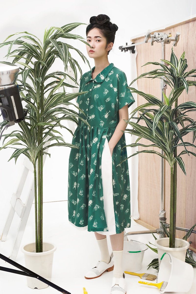 tan tan x Hsiao-Ron Cheng / 昆蟲印花雙層洋裝 - 連身裙 - 其他材質 綠色