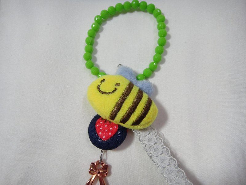 (C) 阿根廷蜜蜂_布製鈕釦吊飾_隨機出貨 - 吊飾 - 其他材質 綠色