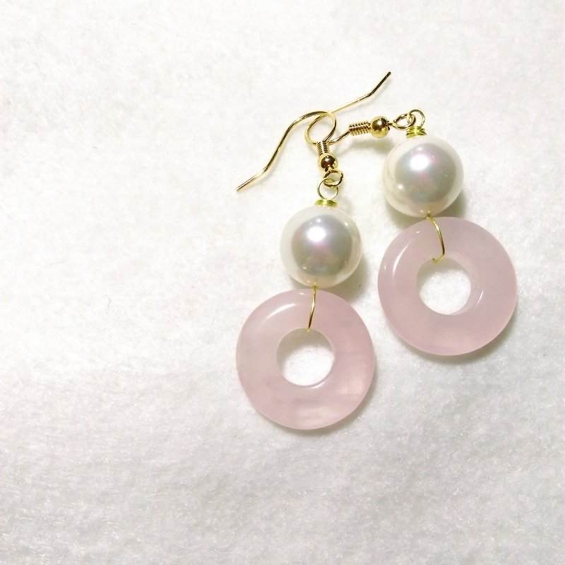 【LeRoseArts】特製專屬訂單 - 貝殼珍珠粉晶平安扣（純銀耳勾版本） For Ms.Prabhayeh - 耳環/耳夾 - 寶石 粉紅色
