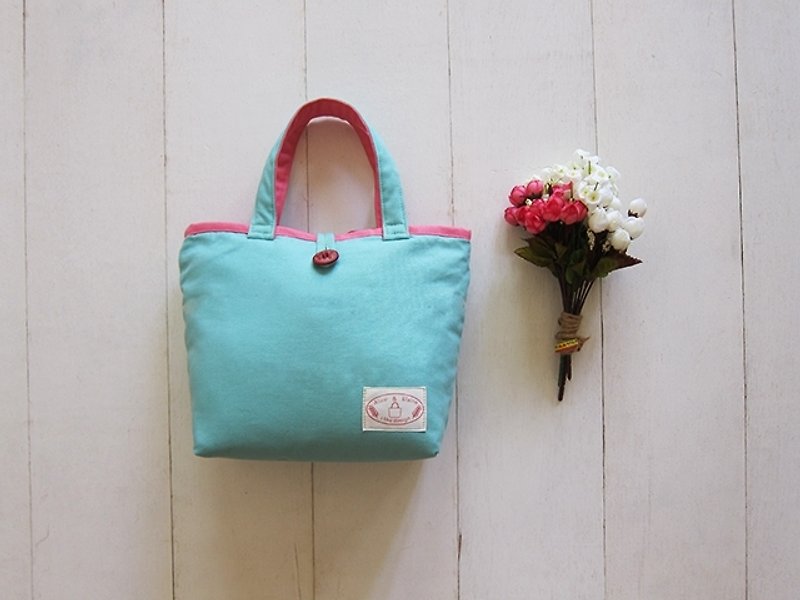 馬卡龍系列-帆布小號托特包薄荷+粉膚(木扣開口款) - Handbags & Totes - Other Materials Multicolor