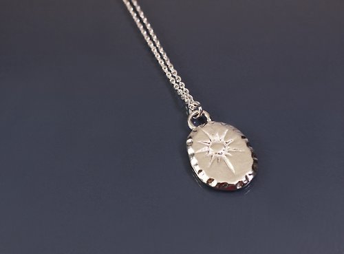 Maple jewelry design 圖像系列-太陽手刻925銀項鍊