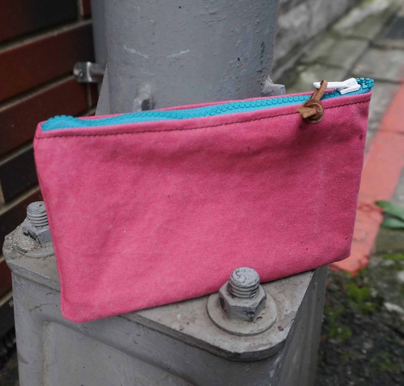 Sienna石洗帆布萬用隨身袋 - 化妝袋/收納袋 - 其他材質 粉紅色