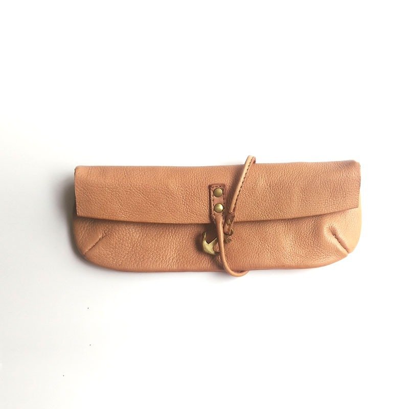 Plant rub leather pencil roping anchors - Japan Shenglin company's leather goods brand Damasquina- - Pencil Cases - Acrylic Khaki