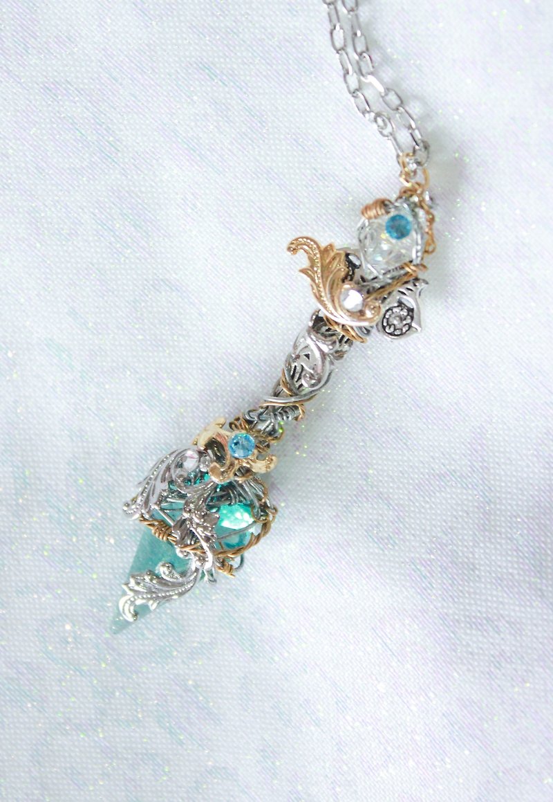 * Mi Luna Story * Avon Tsui fantasy wizard fantasy jewelry crystal necklace / limited edition - Necklaces - Gemstone Blue