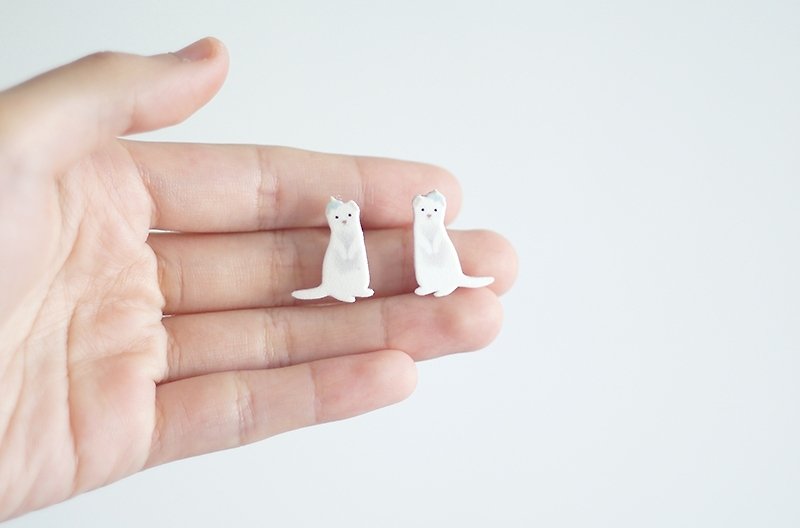[Horned forest] little ball of fur series sterling silver stud earrings (ear clip can be changed) - ต่างหู - วัสดุอื่นๆ 