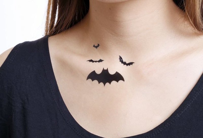 Surprise Tattoos / 蝙蝠飛翔 刺青 紋身貼紙 - สติ๊กเกอร์แทททู - กระดาษ สีดำ