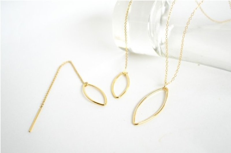 項鍊／橄欖型耳環 ＆ 項鍊組 - 項鍊 - 其他金屬 金色