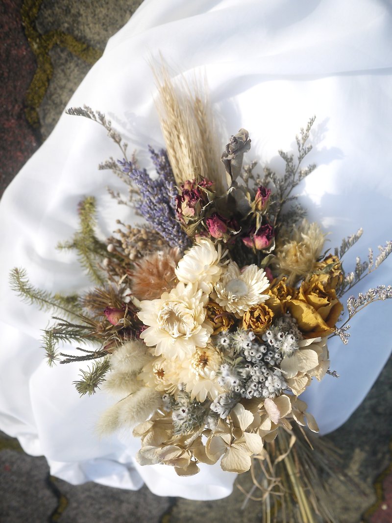 素朴な空気乾燥させた花のブーケビュッフェ結婚式屋外の写真撮影の小道具の花嫁の結婚式のブーケ手作りの写真ZAKKA |継続するには - 観葉植物 - 寄せ植え・花 