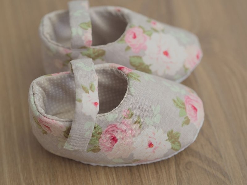 淡褐北歐玫瑰嬰兒鞋(大寶寶) - 男/女童鞋 - 其他材質 卡其色