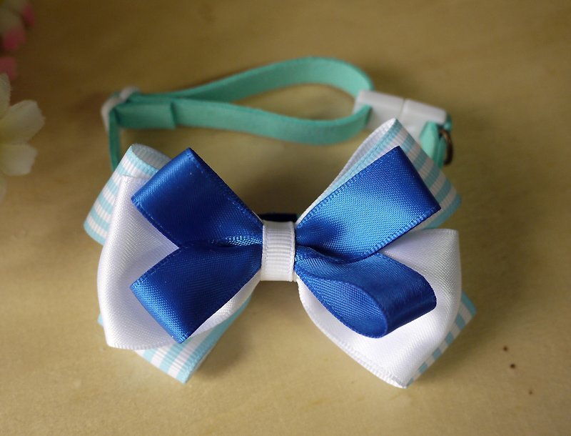Safety pet collar x multi-layered blue and white striped cat dog/neck tie/bow tie/tweet - ปลอกคอ - ผ้าฝ้าย/ผ้าลินิน สีน้ำเงิน