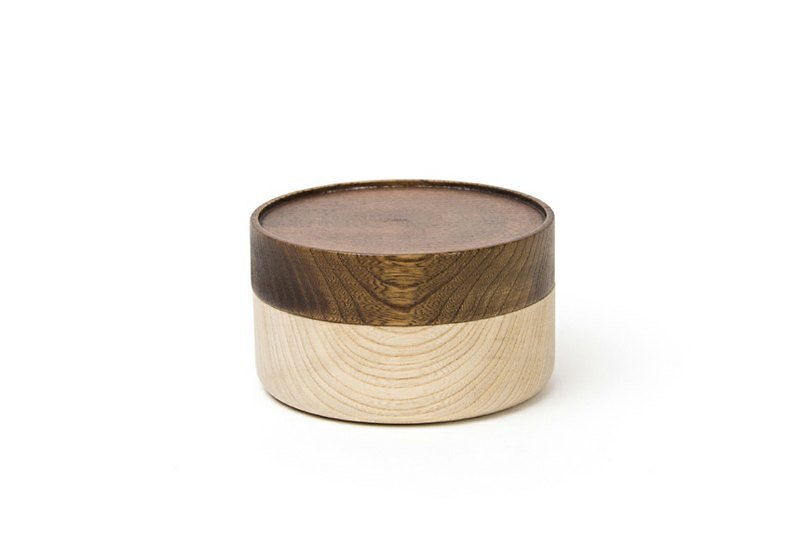 Hata lacquerware shop wooden vessel HAKO S (brown) - ตกแต่งต้นไม้ - ไม้ สีนำ้ตาล