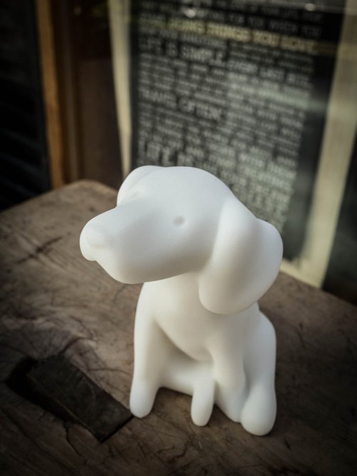 CHU, AN Design 【療癒擺件 | 擺飾 】開心小獵犬-狗狗造型石雕