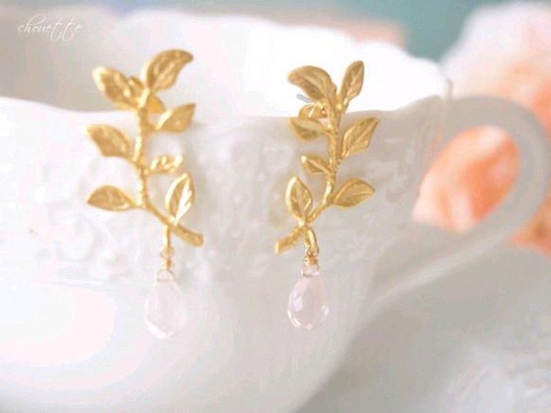 Rose leaf earrings (rose quartz) - Earrings & Clip-ons - Other Metals 