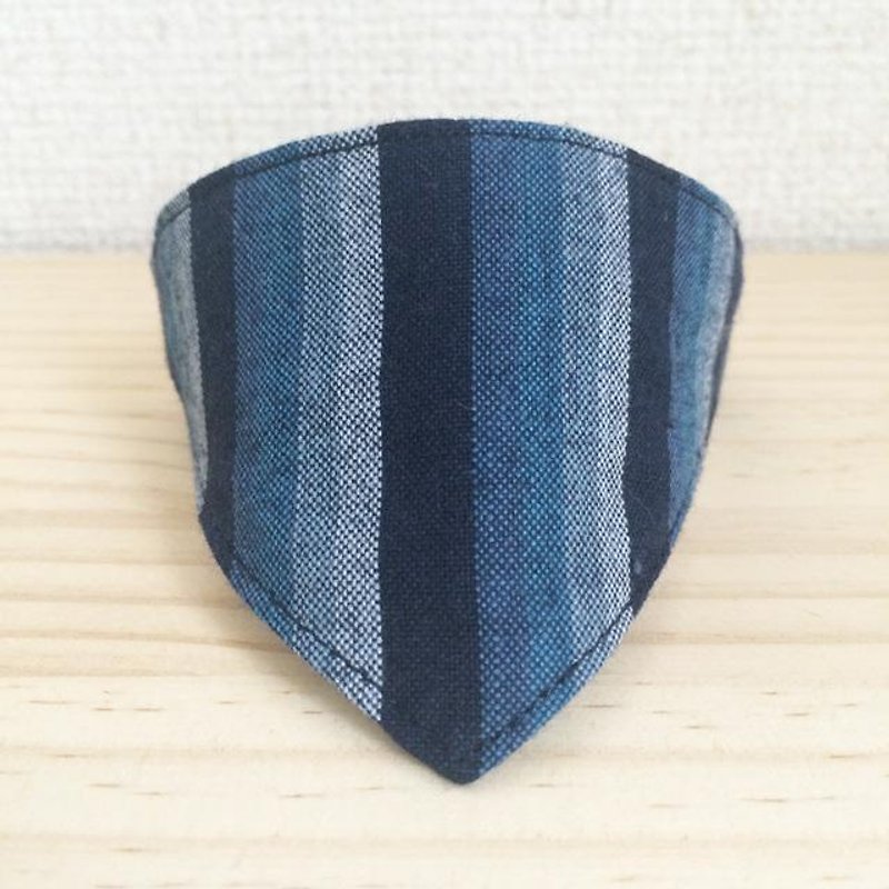 There bandana-style collar / corner cans for Shiji-rao Blue cat - ปลอกคอ - ผ้าฝ้าย/ผ้าลินิน สีน้ำเงิน