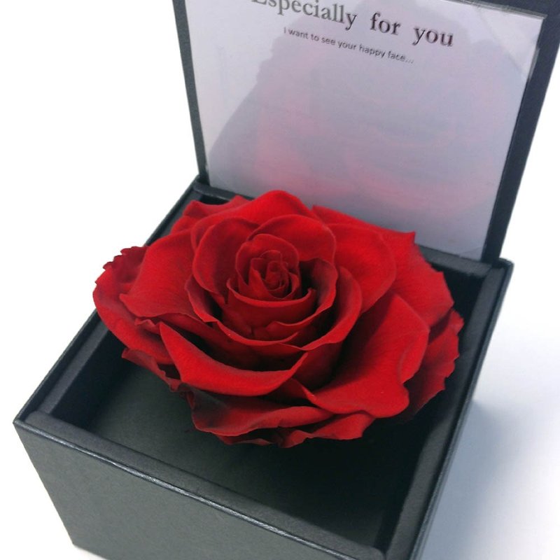 &quot;Spot&quot; Amaranth Black Box Rose Flowers &amp; Gifts Limited Goods