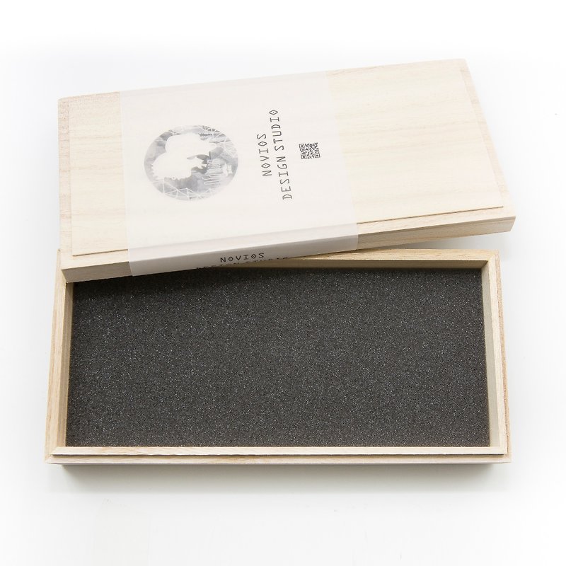木頭 禮物盒/包裝盒 卡其色 - Novios 領結木質小禮盒