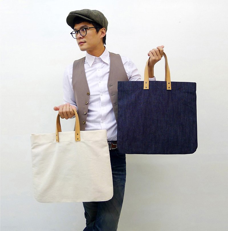 DENIM-Hand-made leather denim denim canvas hand/tote/laptop bag - กระเป๋าถือ - ผ้าฝ้าย/ผ้าลินิน สีน้ำเงิน