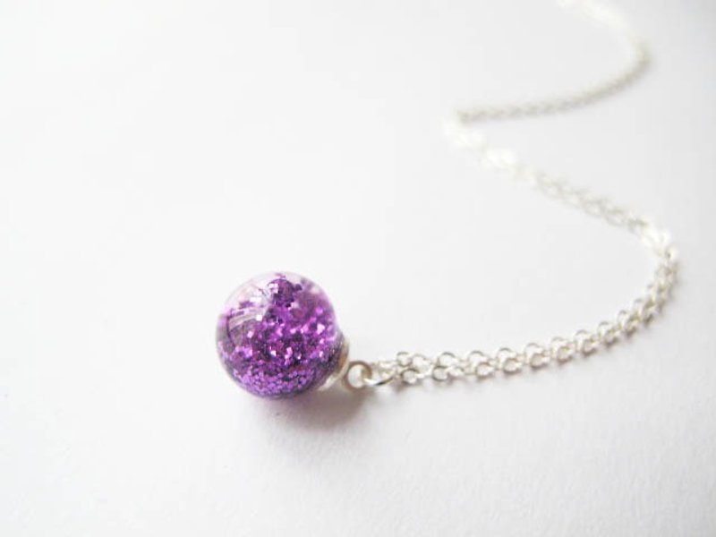 ＊Rosy Garden＊purple glitter with water inside glass ball necklace - Collar Necklaces - Glass Purple