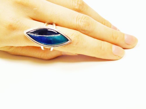 Aliko Chen Jewelry 一葉簡約純銀琺瑯戒指(藍黑色)