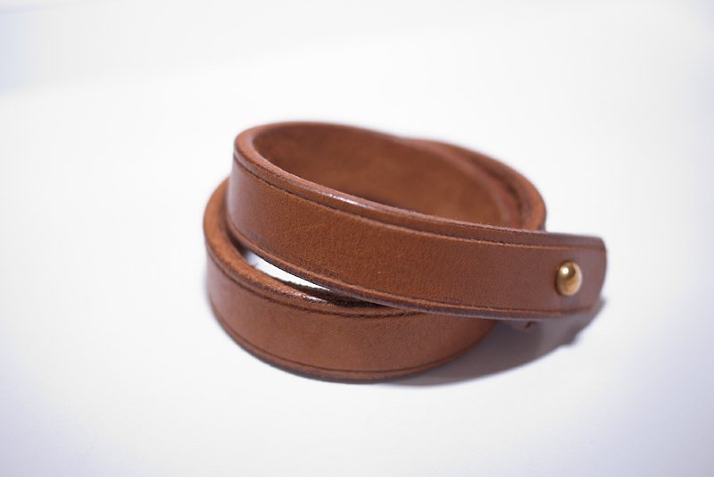 Dreamstation leather Pao Institute, natural fall flower vegetable-tanned leather, handmade leather bracelet. - Bracelets - Genuine Leather 