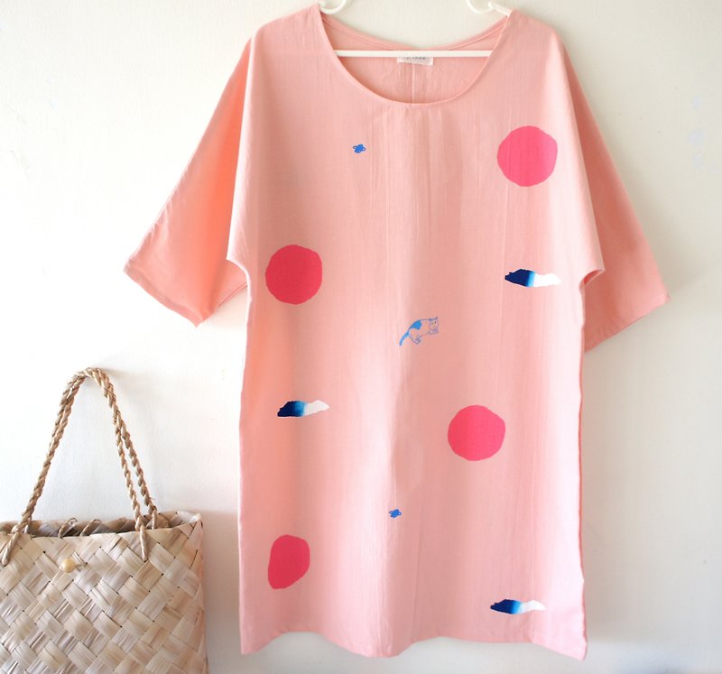 Blue Hakusan, Ding cat, pink sea wide dress - One Piece Dresses - Cotton & Hemp Pink