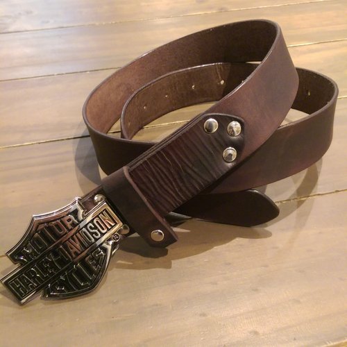 LouisRay Leather 純手工縫製皮件 客製化皮帶(此款皮帶頭為客人自備），免費刻字，繡字