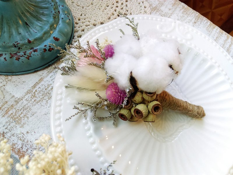 [Sis. Lica & bud. Beautiful wedding custom bridal jewelry series] dried flowers groom groomsmen boutonniere corsage wedding wonderful outdoor photo - Brooches - Plants & Flowers Multicolor