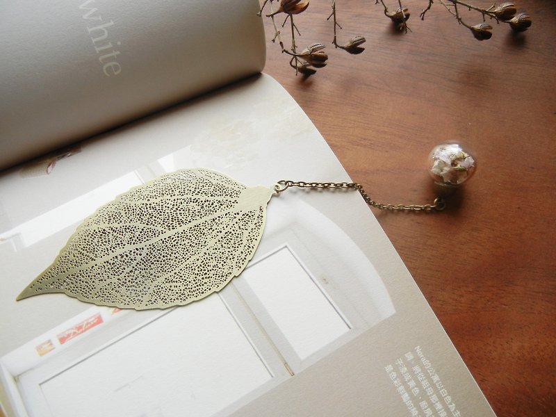 * Coucoubird * vein glass ball Bookmarks - retro copper - Bookmarks - Glass Khaki