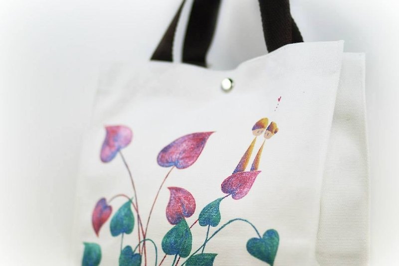 【Beloved.hk】Hand-painted cloth bags - Handbags & Totes - Other Materials White