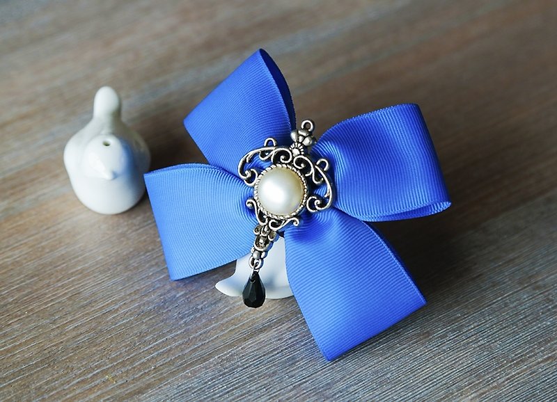 Mimi & Gogo + dual stereo big bow brooch - Hair Accessories - Other Materials Blue