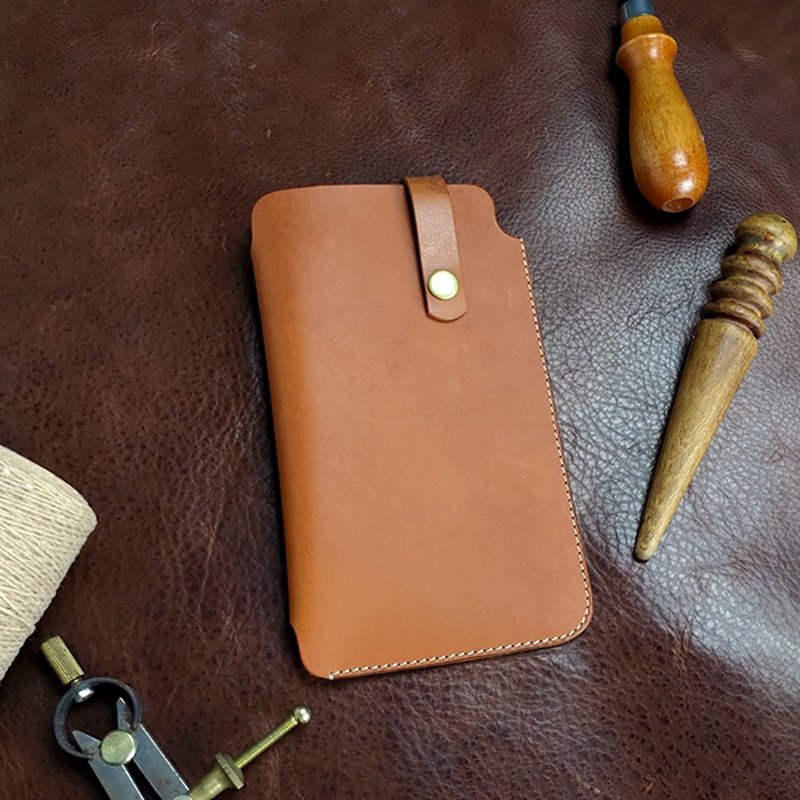Phone Bags | Handmade Leather Goods | Customized Gifts | Vegetable Tanned Leather - Single Button Phone Case - Phone Cases - Genuine Leather Brown