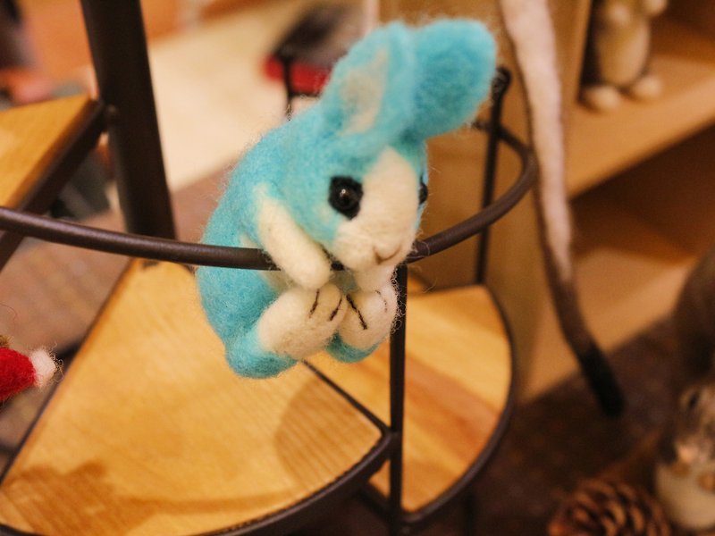 湖水藍小兔 - 公仔模型 - 羊毛 藍色