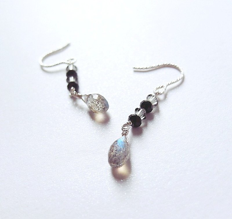 | |925 touch of moonlight silver black and gray minimalist staggered flash labradorite earrings - Earrings & Clip-ons - Gemstone Black