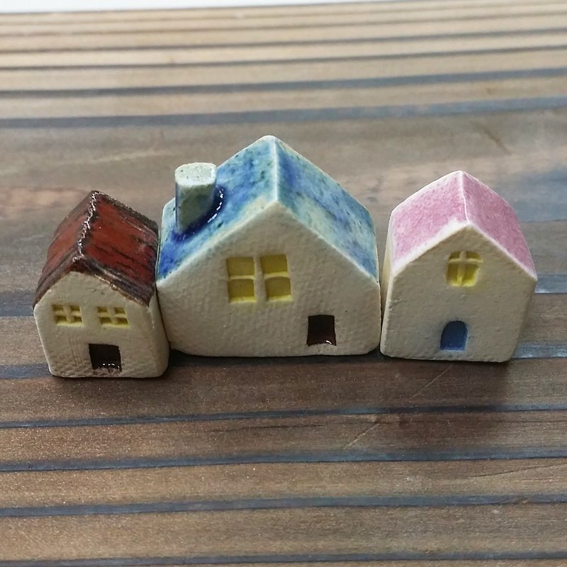 Dream Cottage - Clay series - Pottery & Ceramics - Other Materials Brown