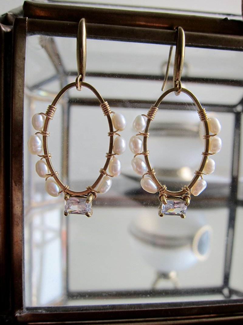 ∴Minertés = pearl, Stone, simple Bronze earrings = ∴ - Earrings & Clip-ons - Gemstone Gold