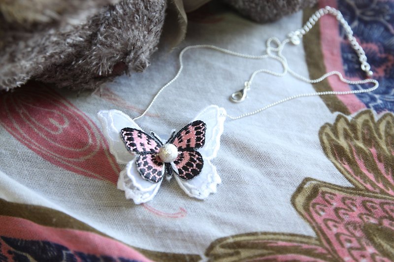 Butterfly embroidery necklace double layer butterfly necklace - white fight pink - Necklaces - Other Materials Pink